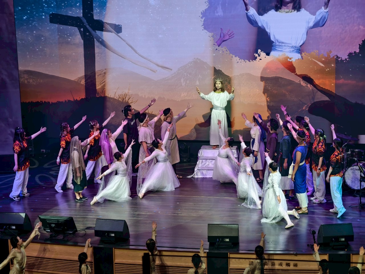 LINE_ALBUM_202504復活節演出_花絮_250430_4