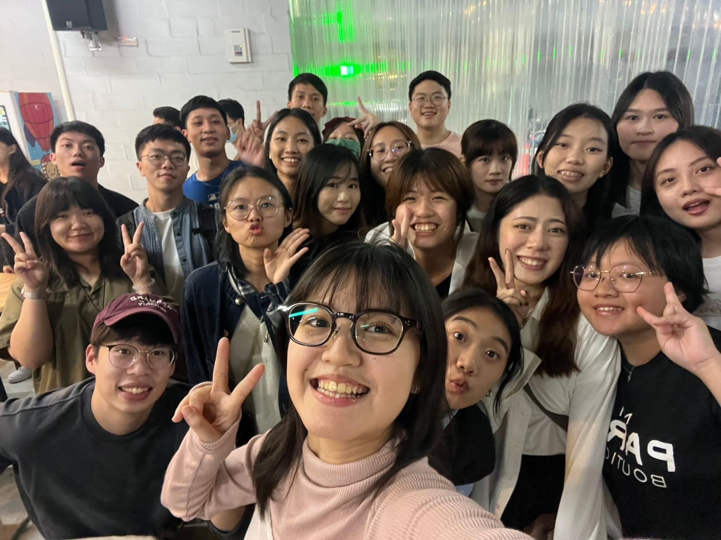 LINE_ALBUM_20241102 感恩餐會_唉怎麼會有這麼優秀的團隊❤️‍🔥_250501_1